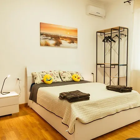 Luxury Penthouse With Sea View - Center Apartmán