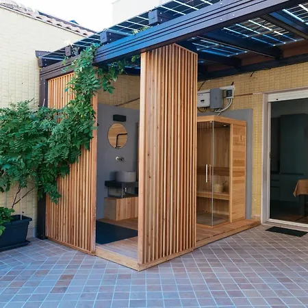 Luxury Penthouse With Sea View - Center