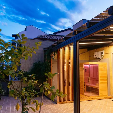 Luxury Penthouse With Sea View - Center *