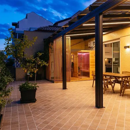 Apartmán Luxury Penthouse With Sea View - Center