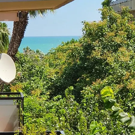 Luxury Penthouse With Sea View - Center Apartament