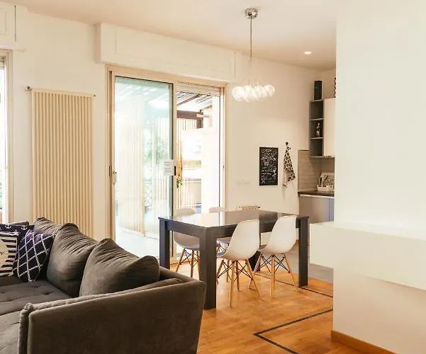 Daire Luxury Penthouse With Sea View - Center *