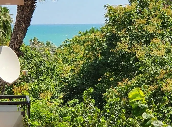 Luxury Penthouse With Sea View - Center Apartmán